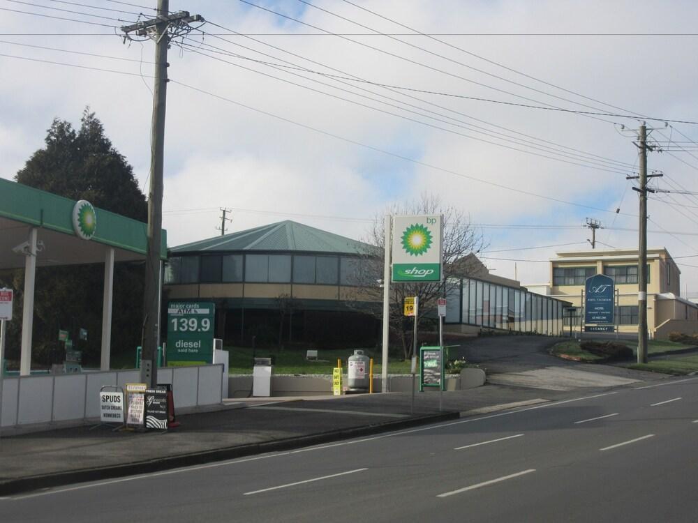 Abel Tasman Airport Motor Inn Launceston Ngoại thất bức ảnh