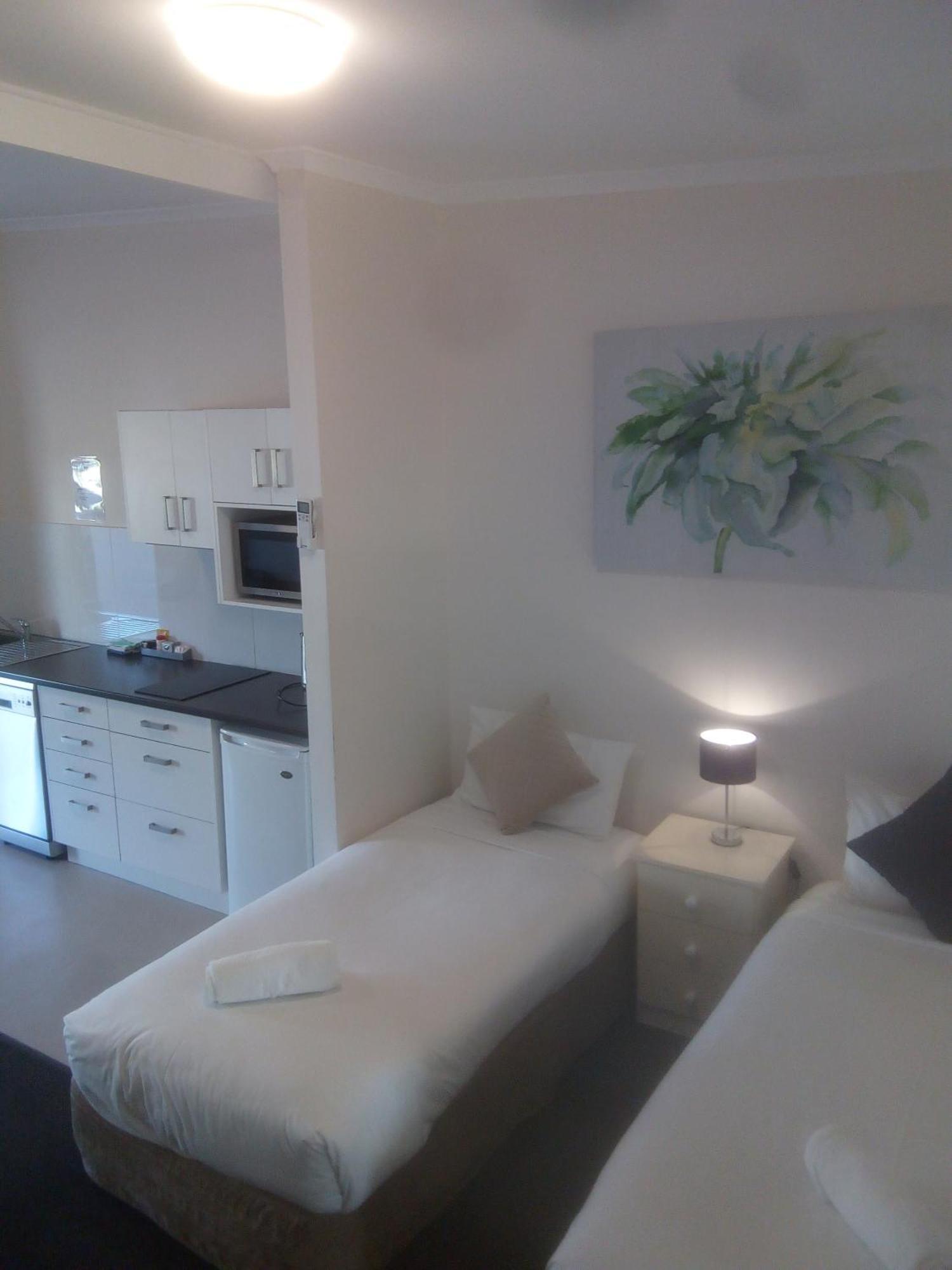 Abel Tasman Airport Motor Inn Launceston Ngoại thất bức ảnh